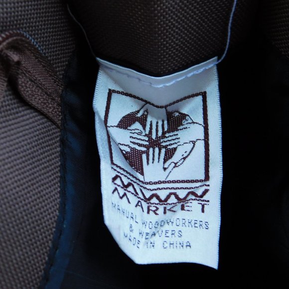 Adorable  MWW markets (Manual Woodworkers and Weavers) Tote - Picture 8 of 9